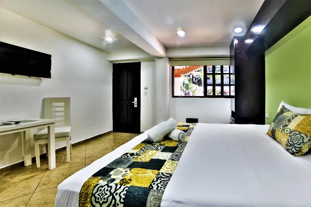 DOUBLE DELUXE Room, Hotel Colonial Playa del Carmen, Playa Del Carmen