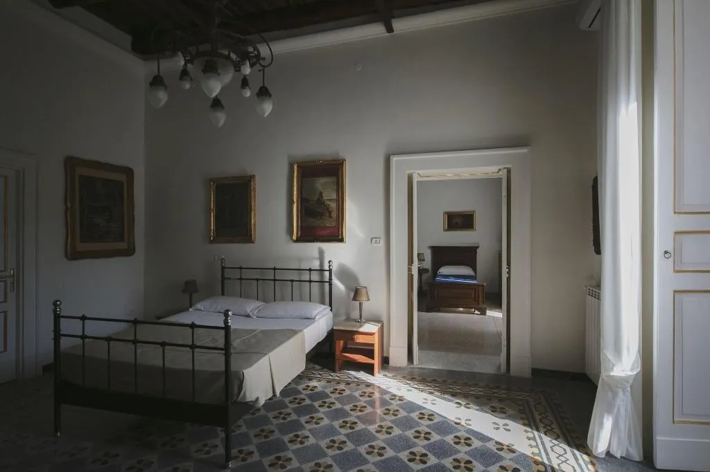 Room, Area Angioina Suites, Naples