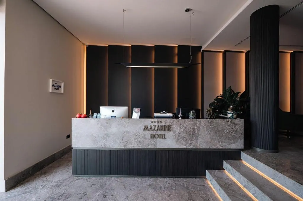 Lobby, Mazarine Hotel, Kavaje