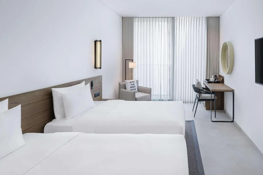TWIN SUPERIOR Room, Radisson Beach Resort Palm Jumeirah, Dubai