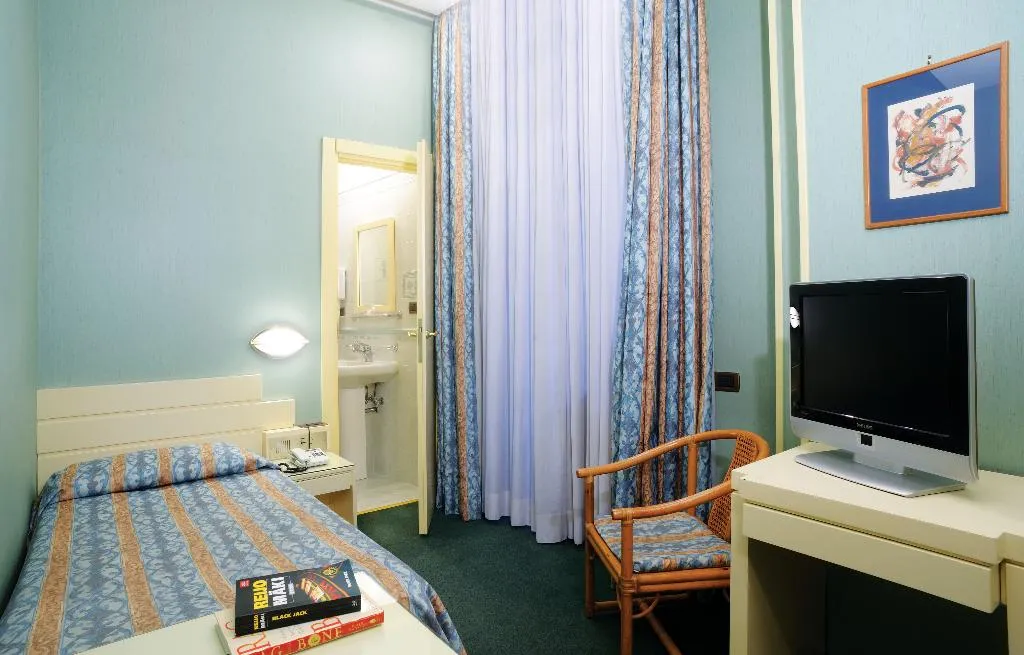 SINGLE STANDARD Room, Patria, Rome