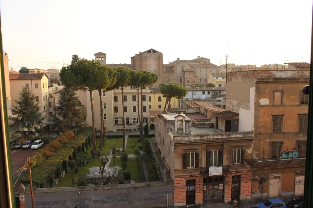 Room, Colosseo Panorama, Naples