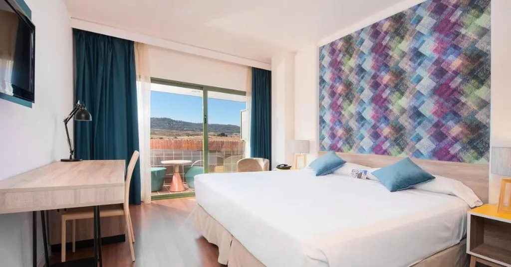 DOUBLE KING SIZE BED Room, Guadalajara Conference Center Affiliated By Melia, Madrid