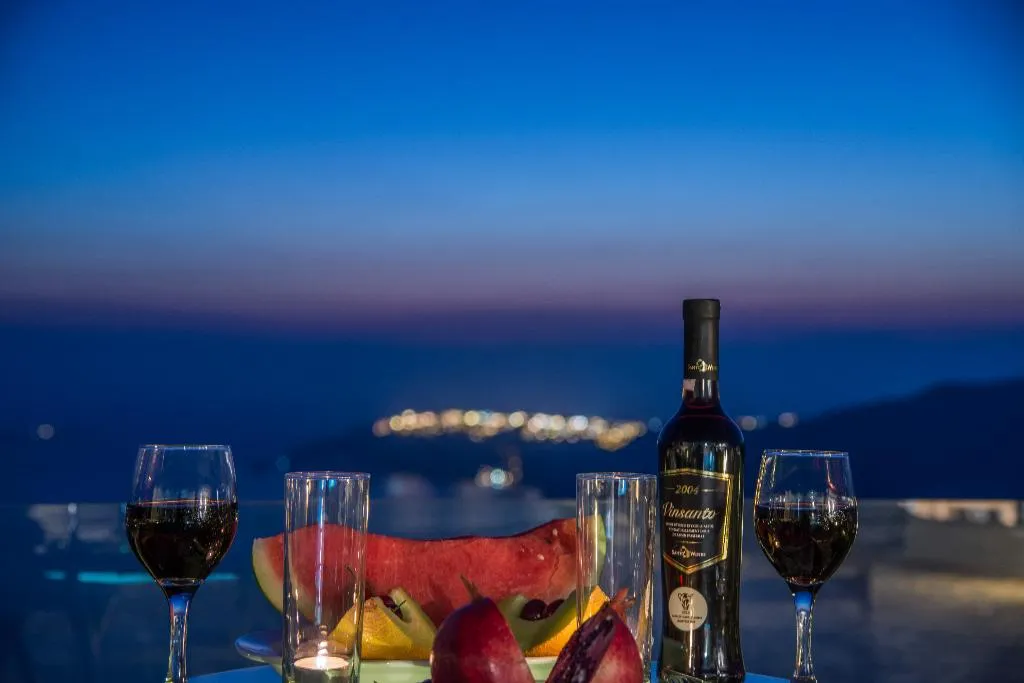 General view, Gizis Cliffside Suites, Santorini