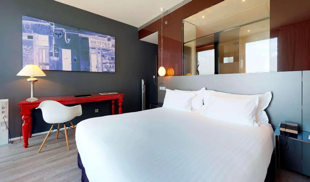 FAMILY ROOM STANDARD Room, Melia Barcelona Sky, Barcelona