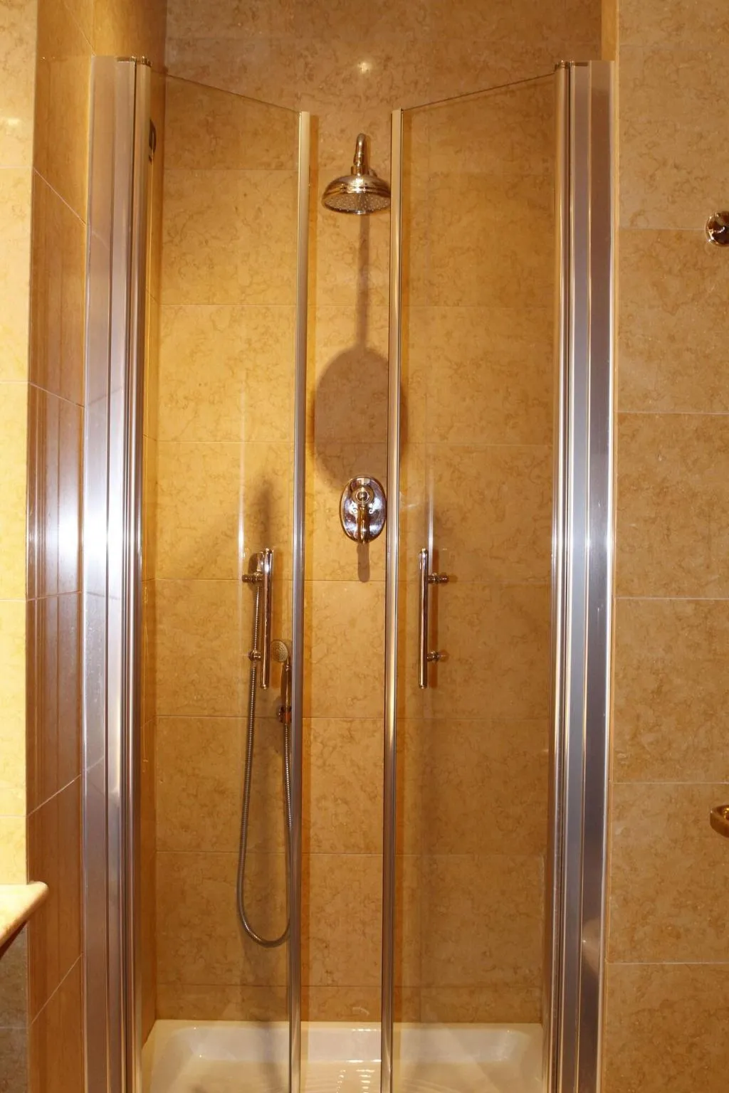 TRIPLE TWO BEDS Room, Hotel Villa Pinciana, Rome