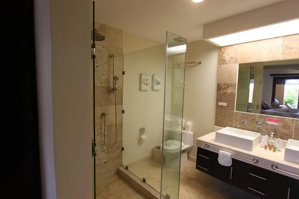 APARTMENT DELUXE TWO BEDROOM Room, El Faro Residences, Playa Del Carmen