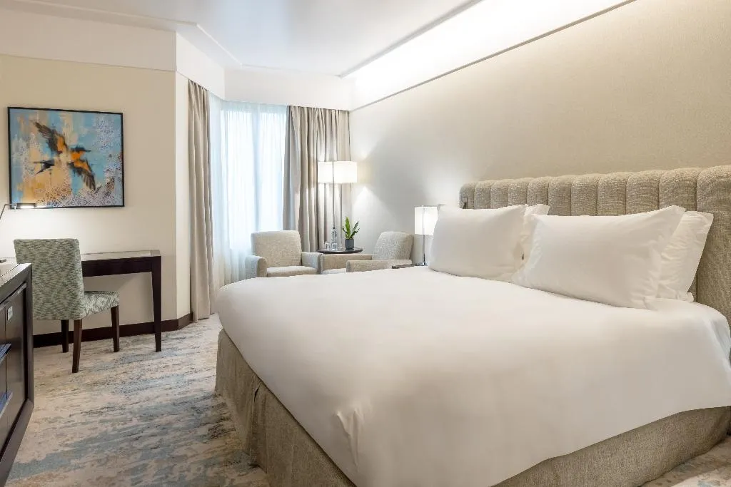 DOUBLE CITY VIEW Room, Crowne Plaza Porto, Porto