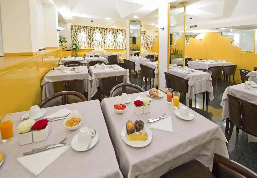 Restaurant, D'Este, Milan