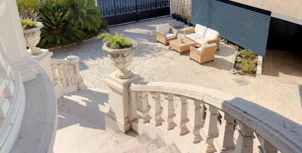 Terrace, Hotel Inglaterra - Charme & Boutique, Lisbon