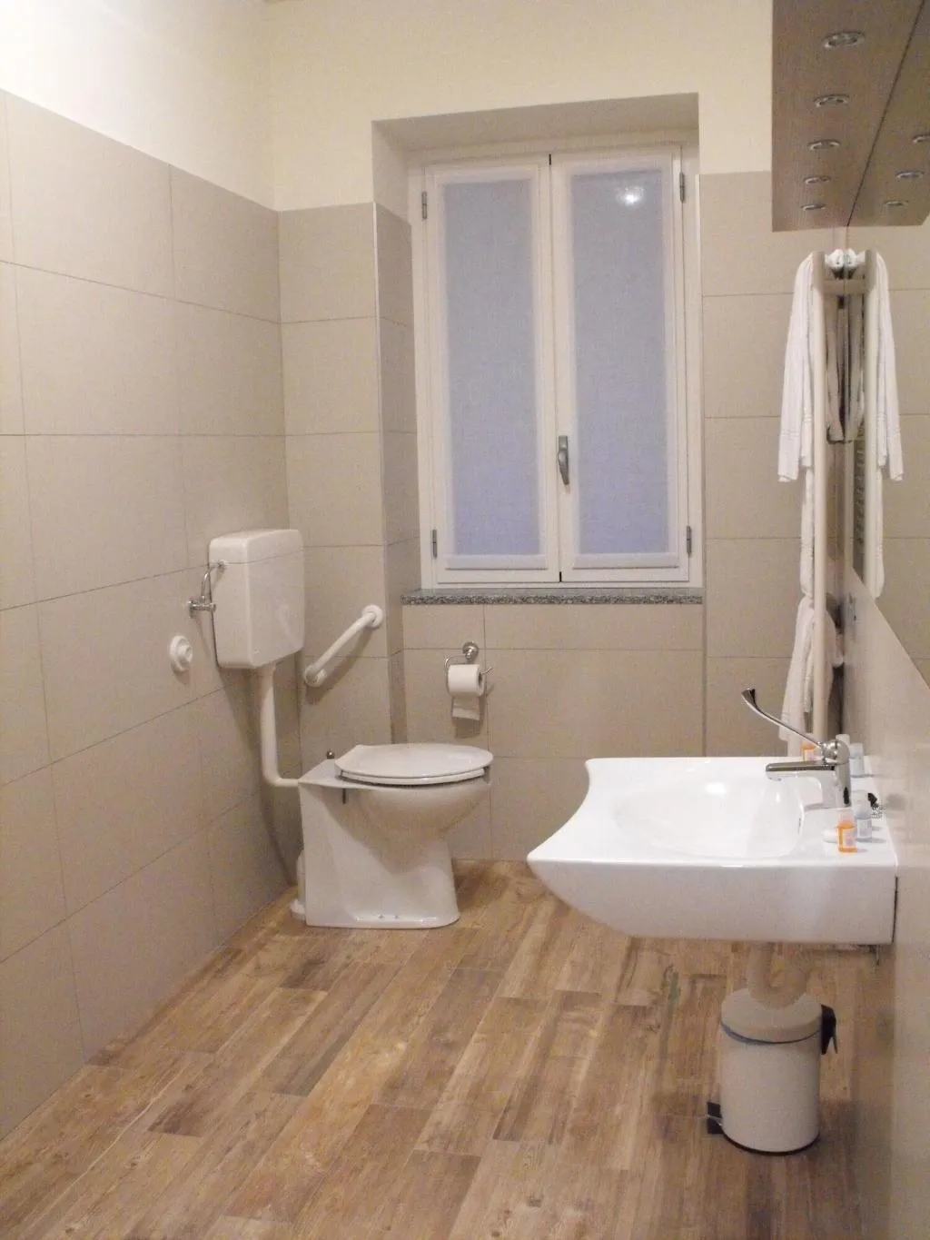 Room, Amalia Bakery Home, Milan