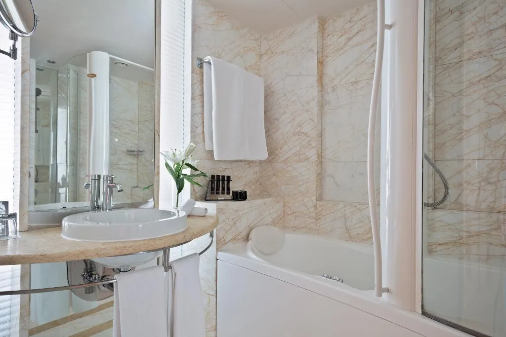 Room, Melia Athens, Athens