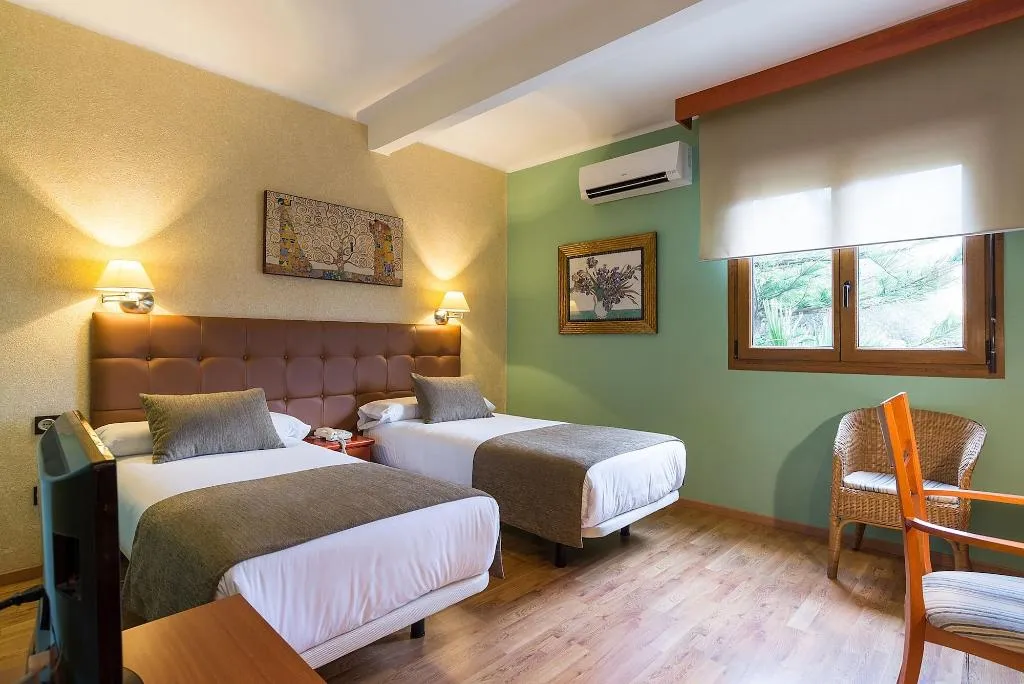 Room, California, Costa Del Sol