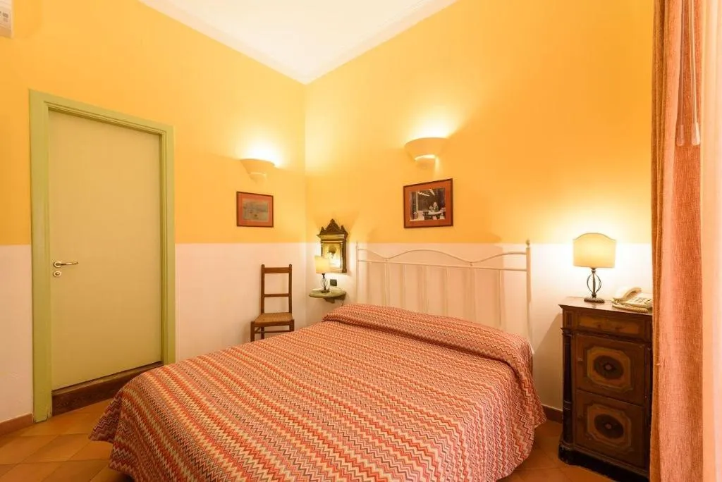 Room, Mergellina, Naples