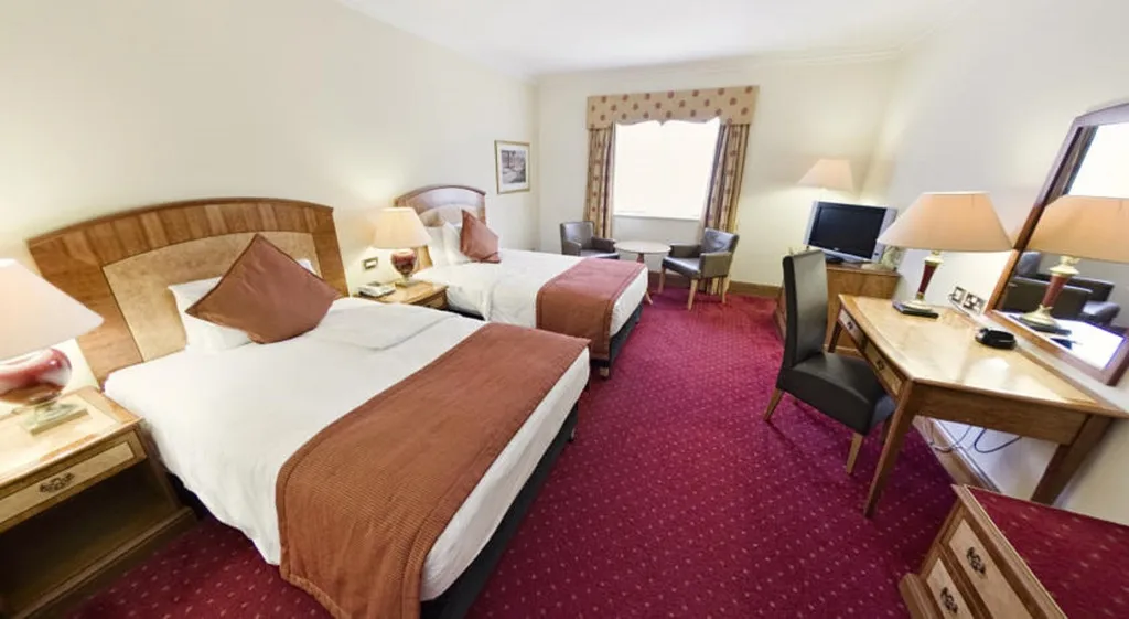 FAMILY ROOM STANDARD Room, Hotel Riu Plaza The Gresham Dublin, Dublin