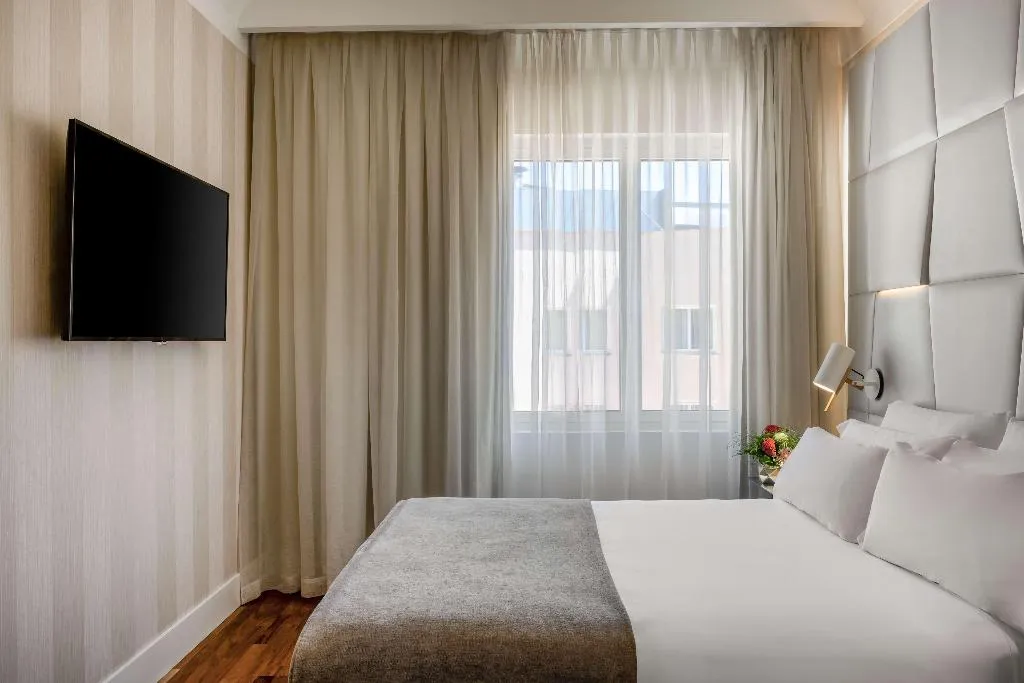 Room, NH Collection Madrid Colón, Madrid