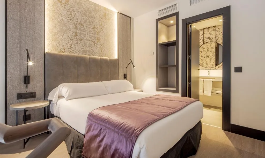 Double or Twin PREMIUM Room, Ilunion Alcora Sevilla, Seville