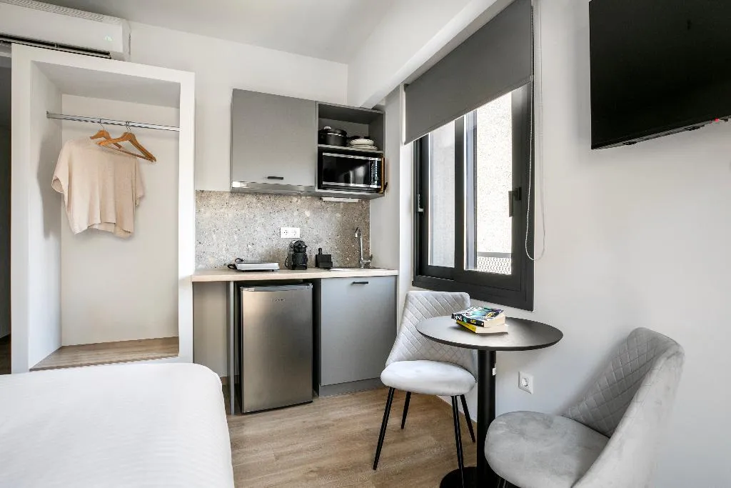 STUDIO STANDARD Room, B48 Athens Dafni, Athens