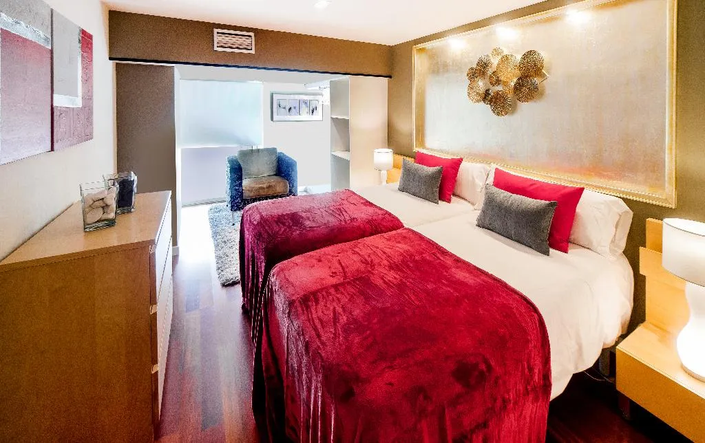 APARTMENT CAPACITY 8 Room, Victoria City Center, Barcelona