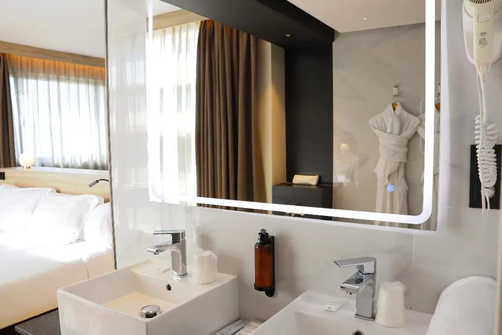 JUNIOR SUITE CAPACITY 2 Room, Eurohotel Diagonal Port, Barcelona