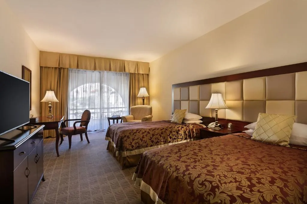 TRIPLE DELUXE GARDEN VIEW Room, Grand Hotel Excelsior, Malta