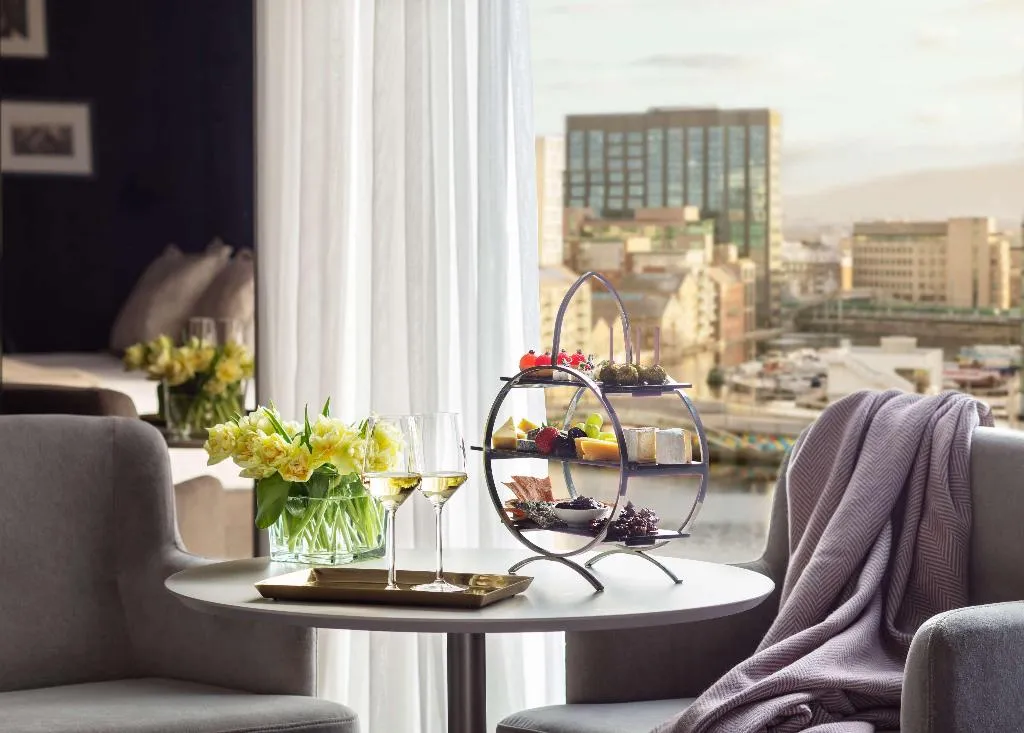 DOUBLE CANAL VIEW Room, Anantara The Marker Dublin, Dublin