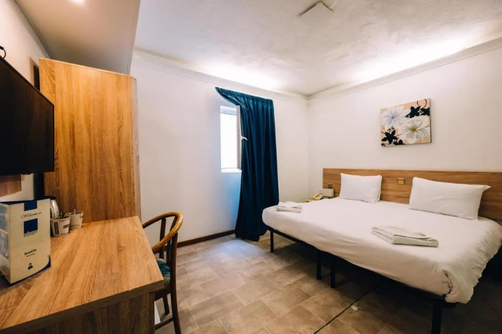 TWIN WITHOUT BALCONY Room, Primera Hotel Malta, Malta