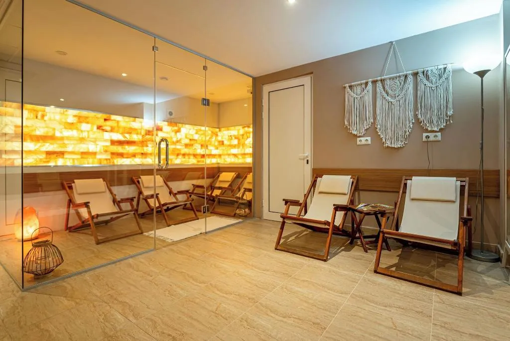 Sports and Entertainment, Aphrodite Beach Hotel, Bourgas