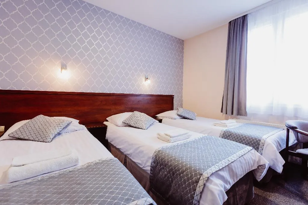 TRIPLE BUSINESS Room, Fero Express, Krakow