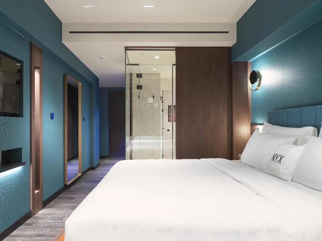 DOUBLE EXECUTIVE Room, NYX Esperia Palace Athens by Leonardo Hotels, Athens