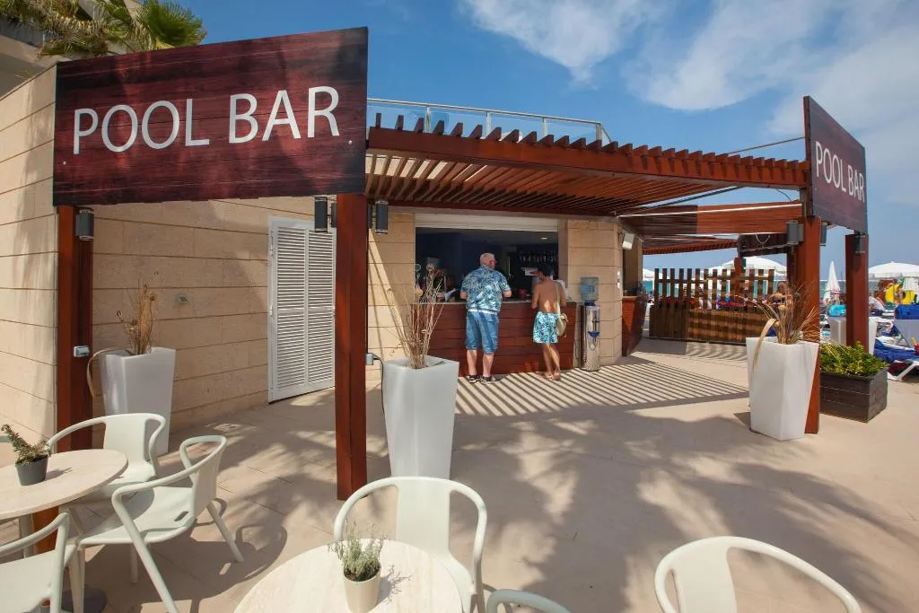 Bar, Grupotel Alcudia Pins (ex. Tui Family Life Alcudia, Majorca