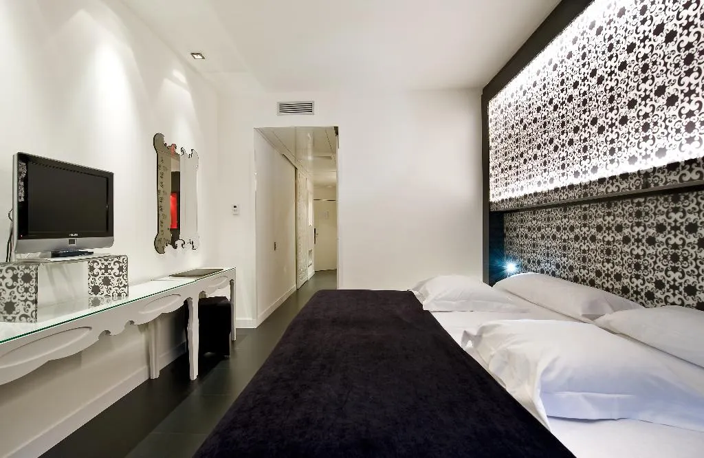 DOUBLE STANDARD Room, Vincci Via 66, Madrid