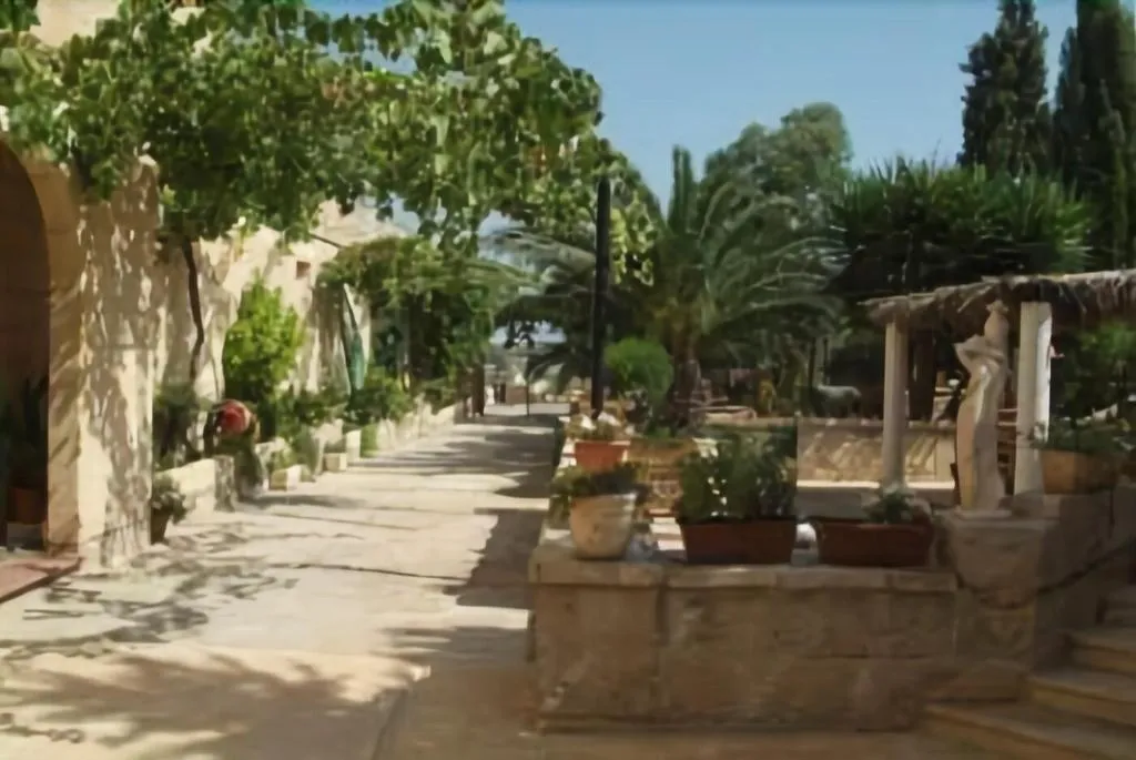 Terrace, Ta' Bertu Host Family Bed & Breakfast, Malta
