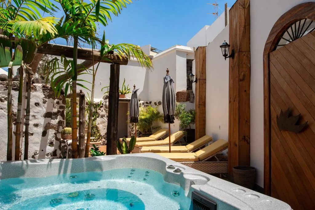 Pool, El Charco Suite, Lanzarote