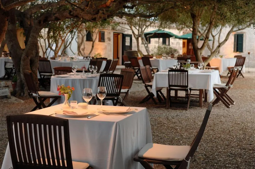 Restaurant, Alcaufar Vell Hotel & Restaurant, Menorca