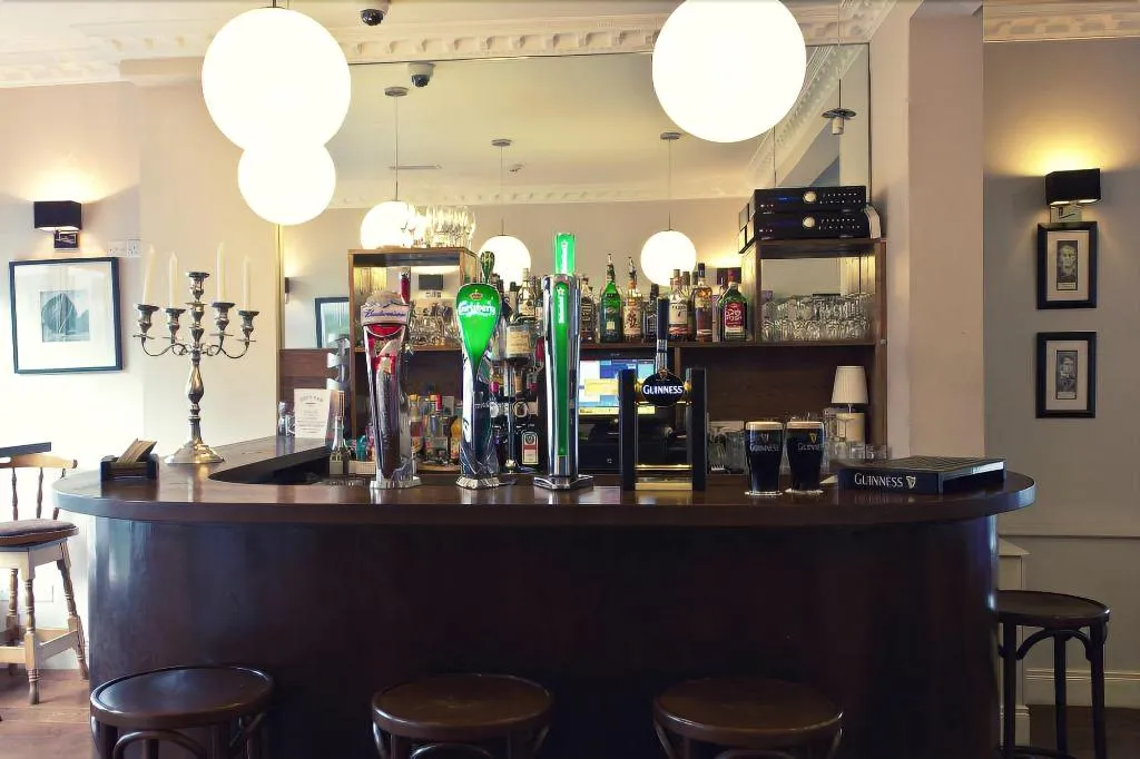Bar, Phoenix Park Hotel, Dublin