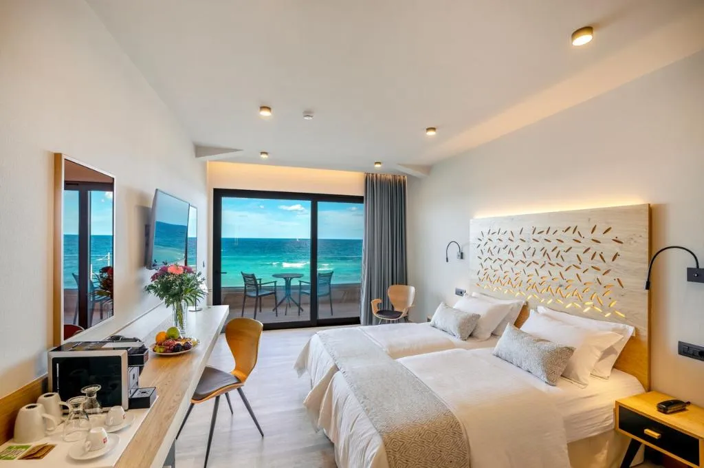 Double or Twin SEA VIEW Room, Atlantis Beach Hotel, Crete