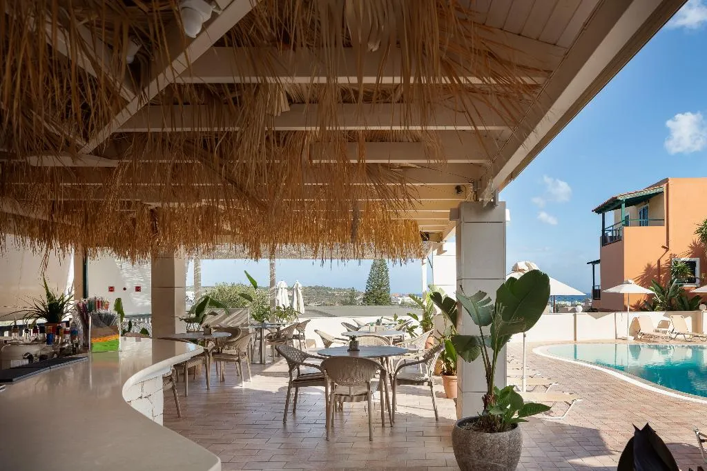 Bar, Dia Apts, Crete