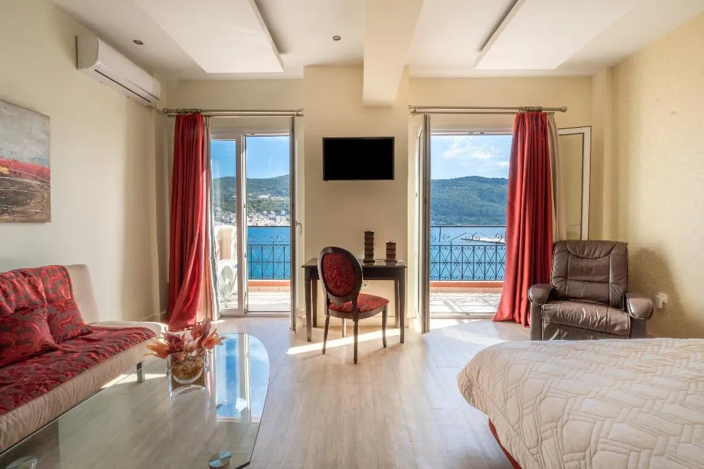 SUITE SEA VIEW Room, Samos City Hotel, Samos