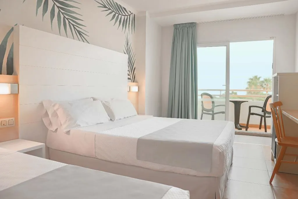 TRIPLE STANDARD Room, Alegria Florida Park, Costa Brava