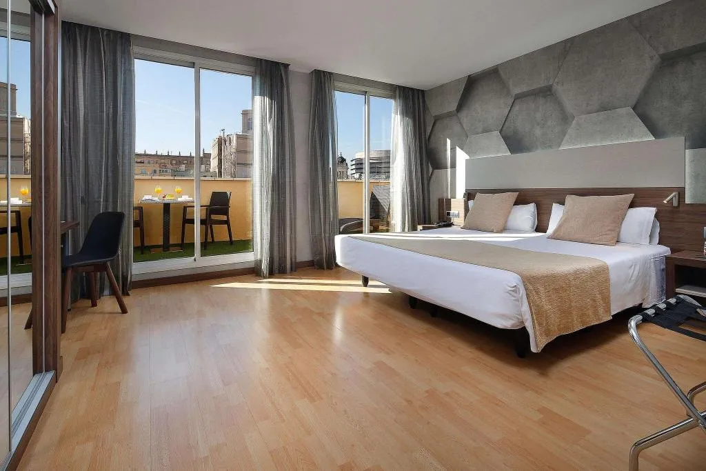 TWIN STANDARD Room, Hcc Montblanc, Barcelona