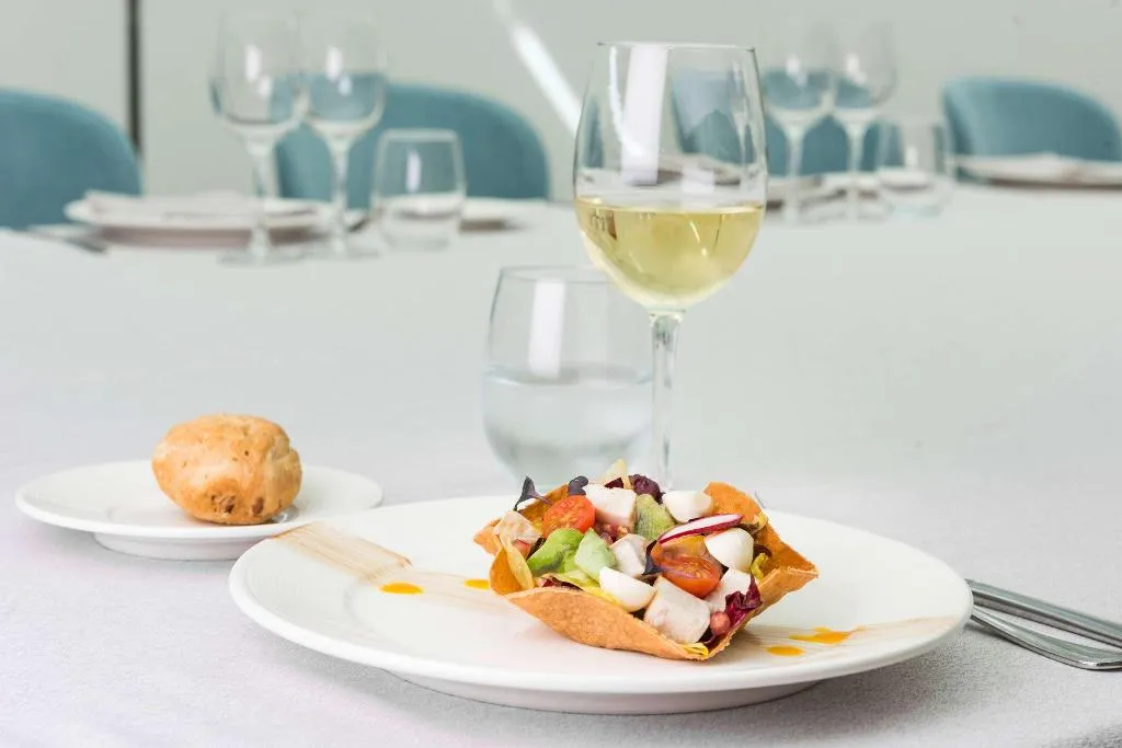 Restaurant, Guadalajara Conference Center Affiliated By Melia, Madrid