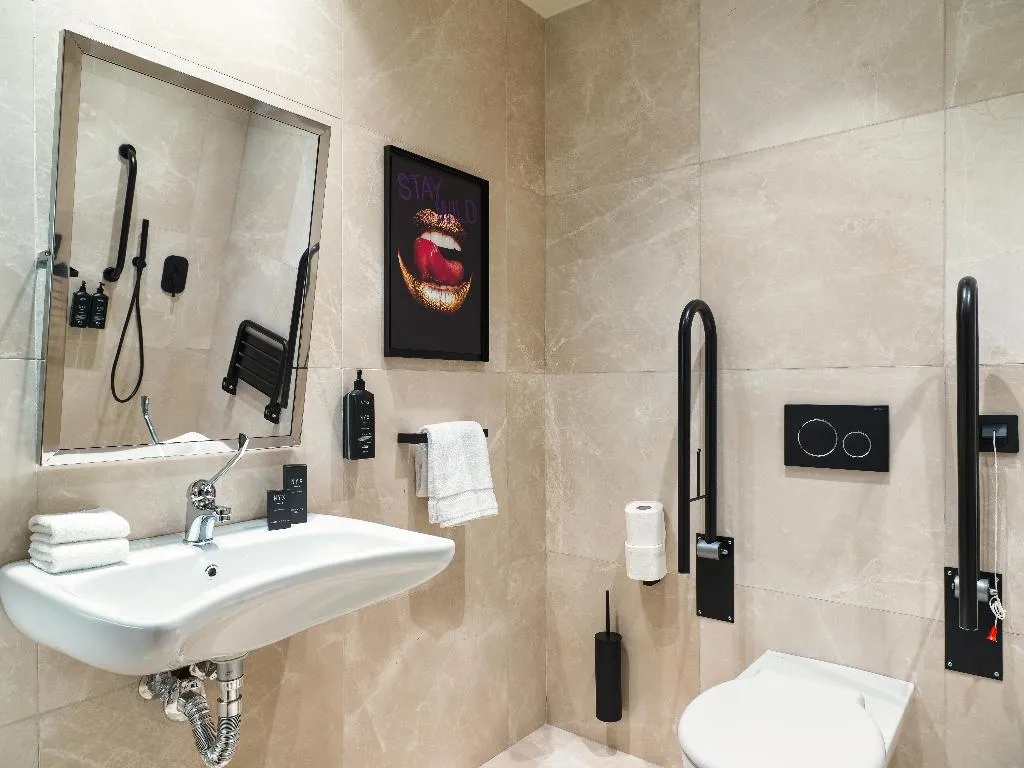 SINGLE STANDARD Room, NYX Esperia Palace Athens by Leonardo Hotels, Athens