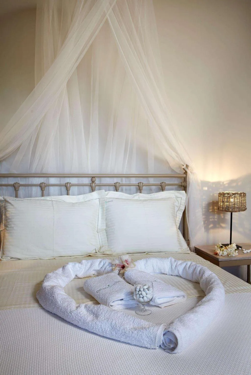 Room, Diles & Rinies, Mykonos