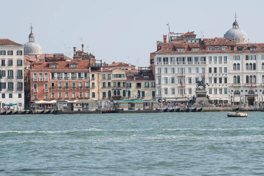 General view, Paganelli, Venice