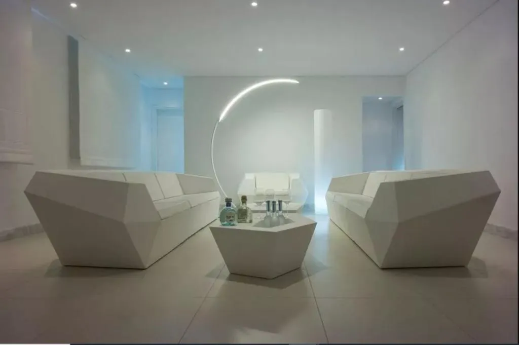 VILLA THREE BEDROOMS THREE BATHROOMS Room, Petasos Beach Resort & Spa, Mykonos
