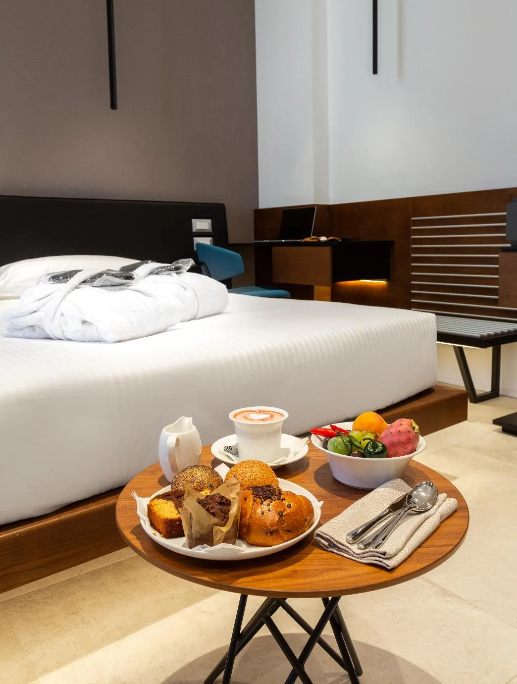 DOUBLE SINGLE USE SUPERIOR ONE BEDROOM Room, The Corner Duomo Hotel, Naples
