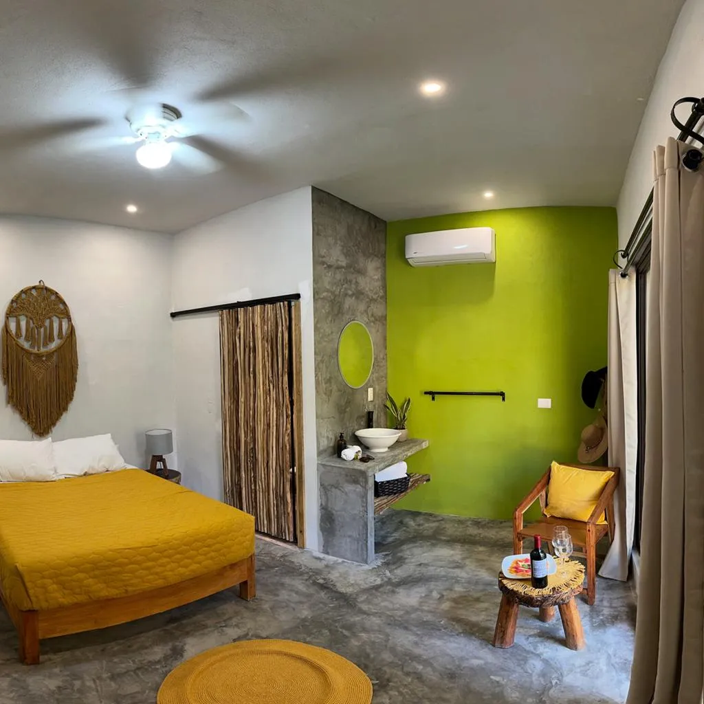 DOUBLE DELUXE QUEEN BED Room, Hotel Carlitos Tulum, Cancun Area