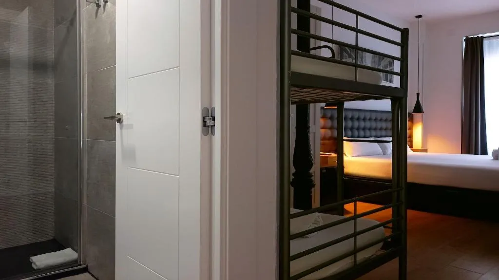 Room, Woohoo Rooms Chueca, Madrid