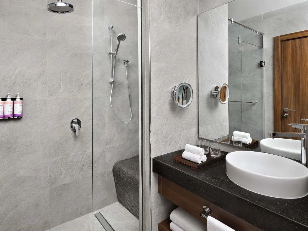 TWIN DELUXE Room, Movenpick Hotel Apartments Downtown Dubai, Dubai